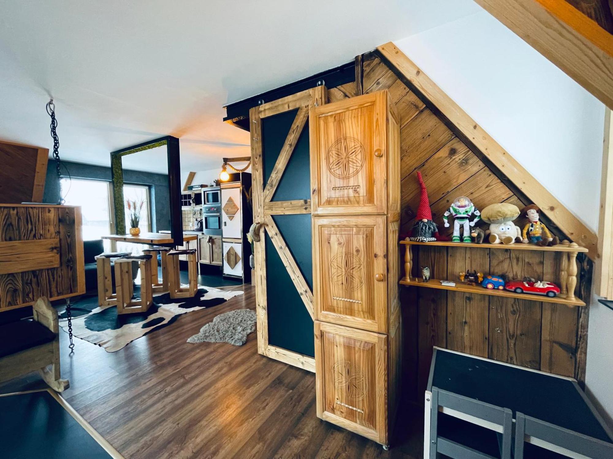 Viking Shelter With Jacuzzi Apartmán *