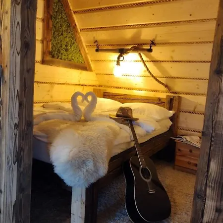 Viking Shelter Zakopane With Jacuzzi Apartment Exterior photo