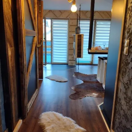 Viking Shelter Zakopane With Jacuzzi Apartment Exterior photo