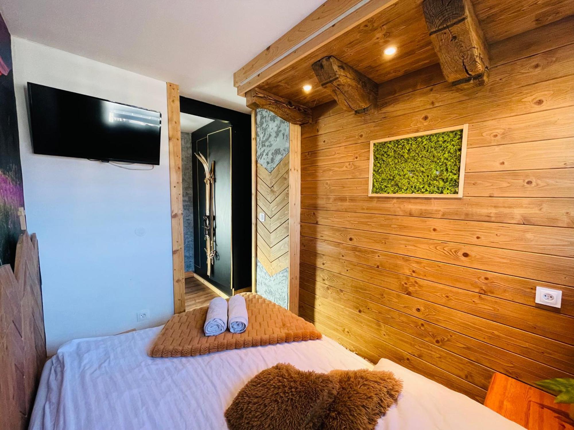 Viking Shelter With Jacuzzi Apartment *
