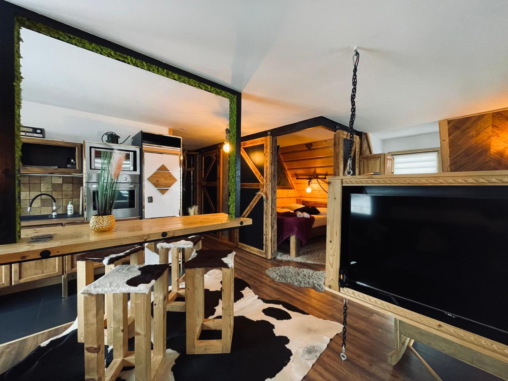 Viking Shelter With Jacuzzi Apartment Zakopane